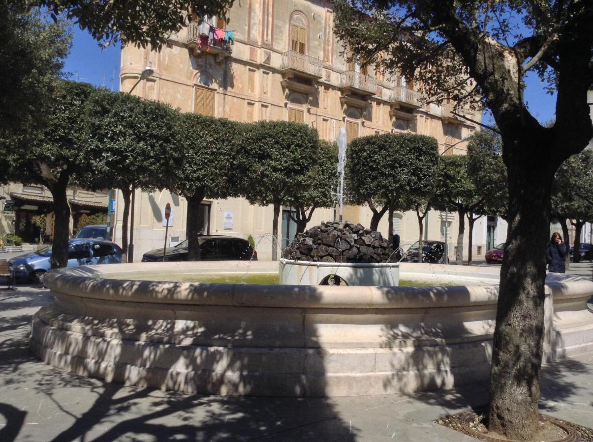 Da Noi. Nella Citta Dell'Acqua E Della Pietra. Apartment Gravina in Puglia Exterior photo